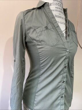 Women's Olive Green Button-Up Shirt, Stretchy, size small